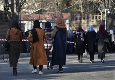 وزارت تحصیلات عالی طالبان : تحصیل زنان تا اطلاع بعدی تعطیل خواهد بود .