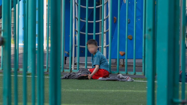 چرا کودکان قزاقستانی زمان بیشتری را صرف گوشیهای هوشمند میکنند؟ چرا کودکان قزاقستانی زمان بیشتری را صرف گوشیهای هوشمند میکنند؟