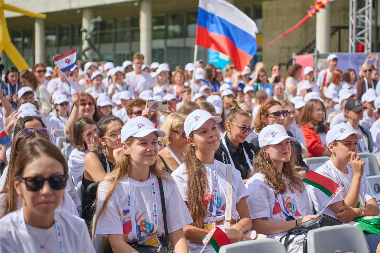 دومین فروم فرهنگی بینالمللی کودکان در گالری ترتیاکوف آغاز بکار کرد.