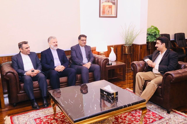 گزارش توافق با وزیر فرهنگ و گردشگری ایالت سند
برای برگزاری برنامه های فرهنگی هنری مشترک با جمهوری اسلامی ایران