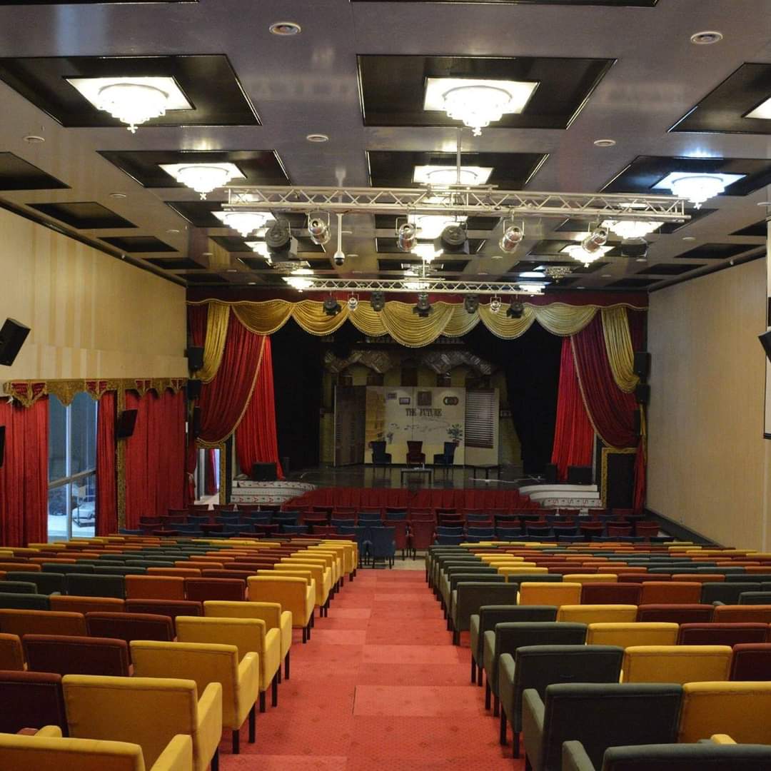 نگاهی به مجموعه سینمایی تایمز سکویر بصره