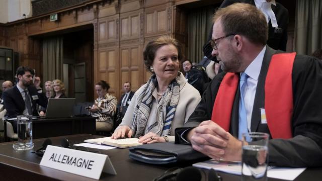 پلیس آلمان با معترضان به ارسال سلاح به اسرائیل درگیر شد