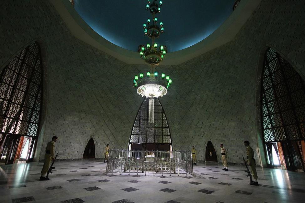 آرامگاه قائد اعظم محمد علی جناح بنیانگذار پاکستان