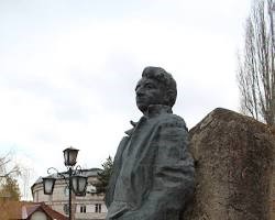 "پارکهای ادبی ارمنستان: سفری به میان شعر و طبیعت"