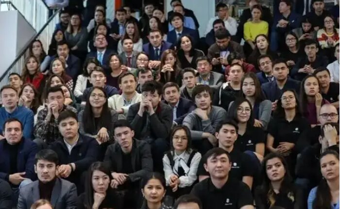 112 هزار بورسیه تحصیلی قزاقستان در سال 2024-2025 112 هزار بورسیه تحصیلی قزاقستان در سال 2024-2025