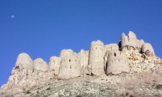 قلعه چهل برج بامیان؛ جلوهای از تاریخ درخشان افغانستان