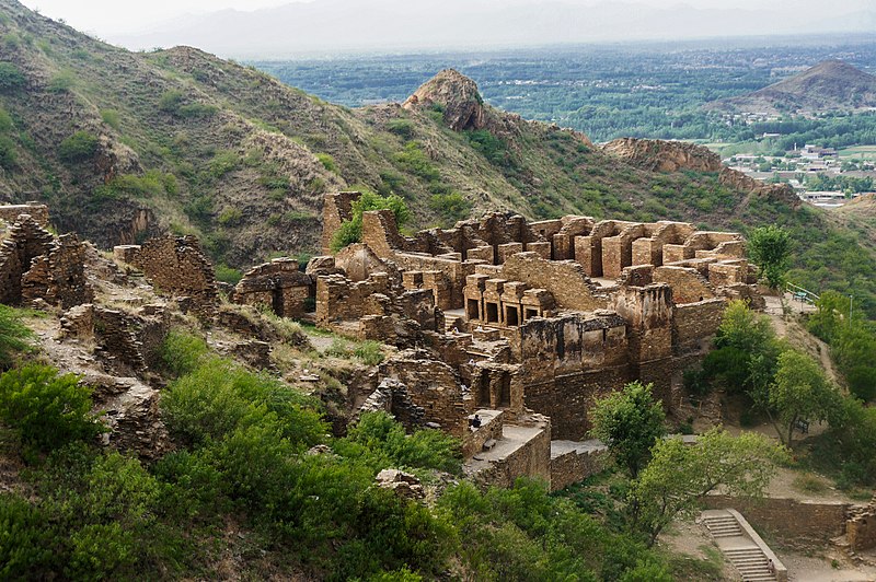 تخت بهایی(Takht-i-Bahi)
یکی از مهم‌ترین صومعه‌های بودایی گندهارا 
