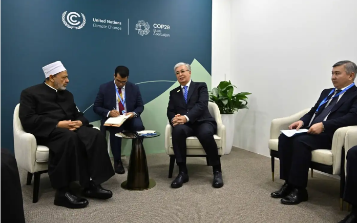 رئیس جمهور قزاقستان و رییس دانشگاه الازهر: بررسی فرصتهای همکاری