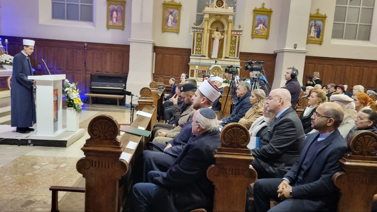 اعلام همبستگی ادیان در بوسنی و هرزگوین ذیل رویداد بین‌الادیانی «روح آسیزی» در شهر زنیتسا