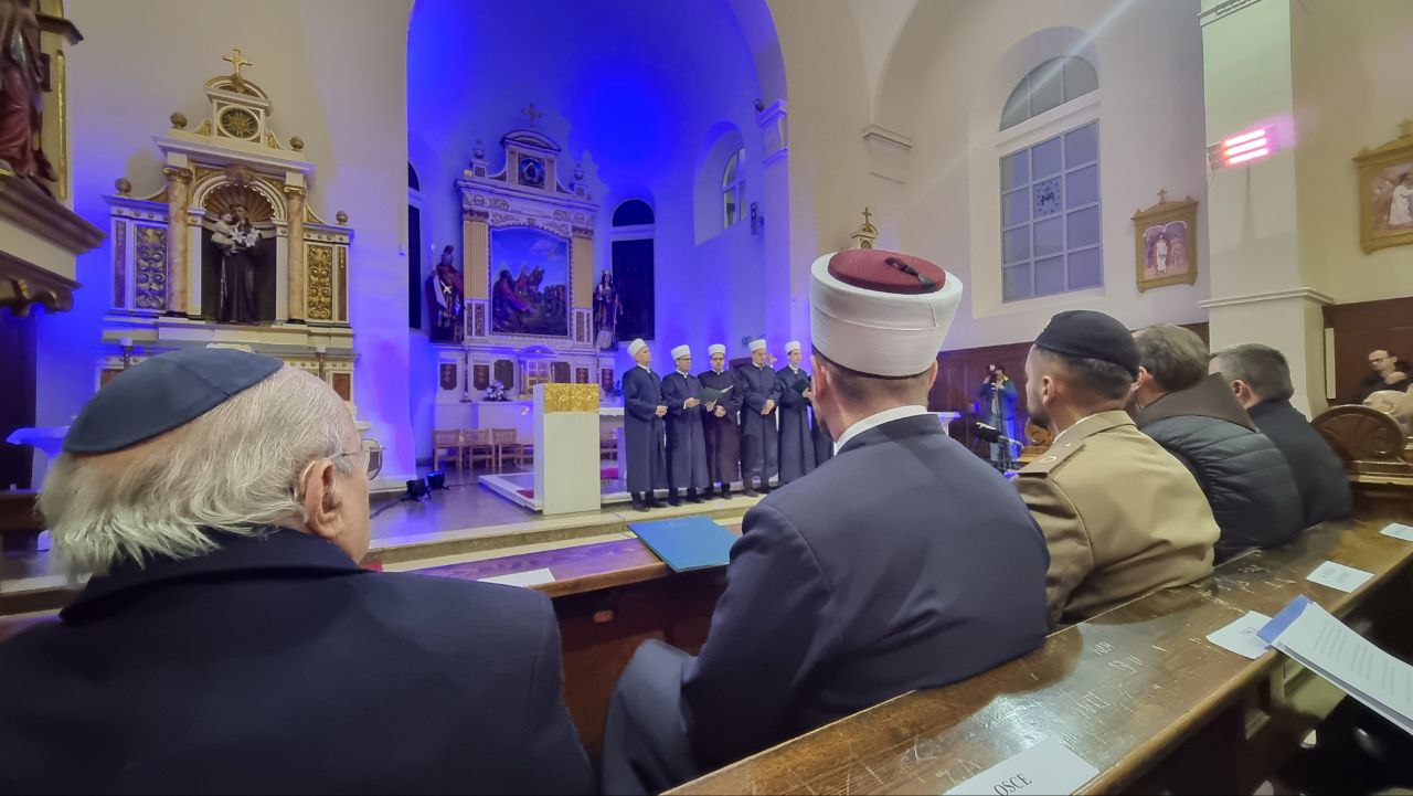 اعلام همبستگی ادیان در بوسنی و هرزگوین ذیل رویداد بینالادیانی «روح آسیزی» در شهر زنیتسا