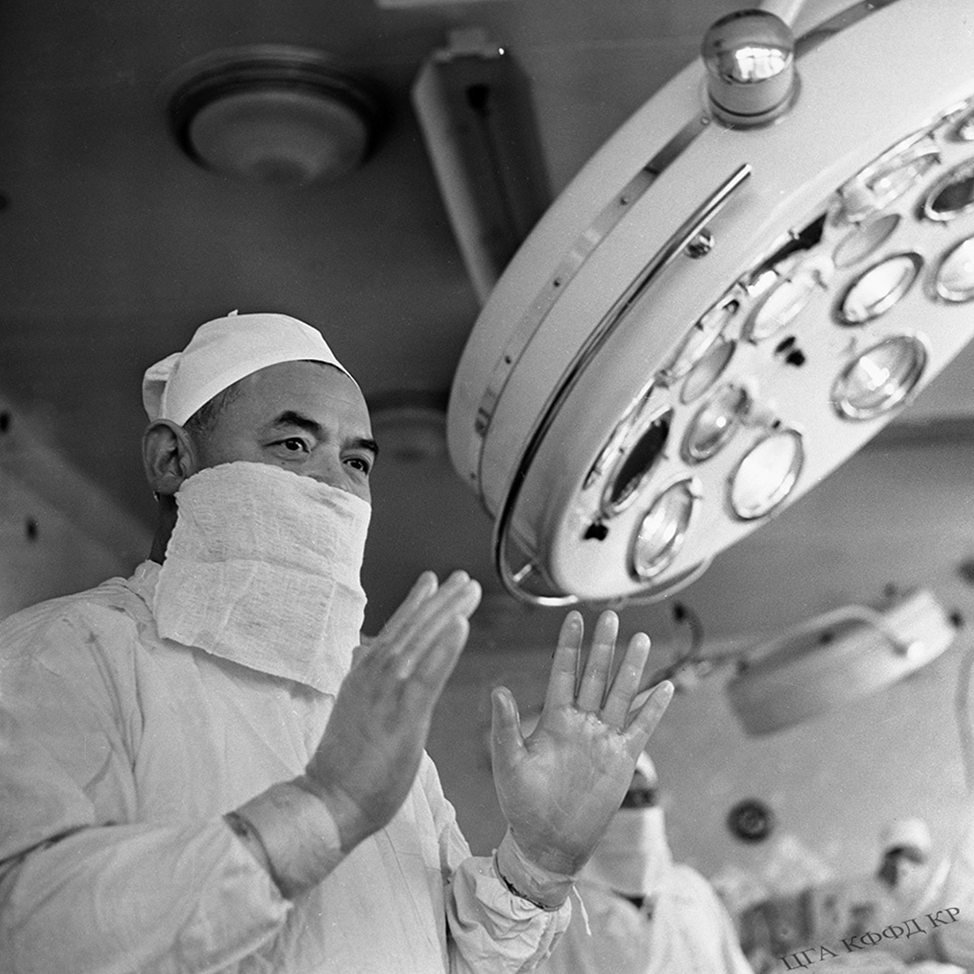 عیسی آخونبایف – بنیانگذار جراحی قفسه سینه در قرقیزستان