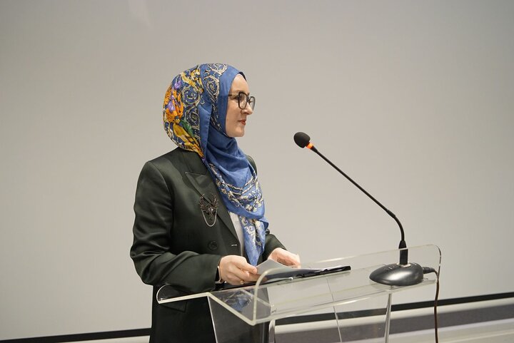 برگزاری نشست با موضوع ارزش های دینی  در بلگراد برگزاری نشست با موضوع ارزش های دینی  در بلگراد