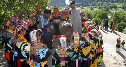 سه جشنواره رنگارنگ مردم کالاش