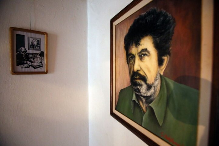 ذوالفقار زوکو جمهور؛ جهان از دریچه کاریکاتور ذوالفقار زوکو جمهور؛ جهان از دریچه کاریکاتور