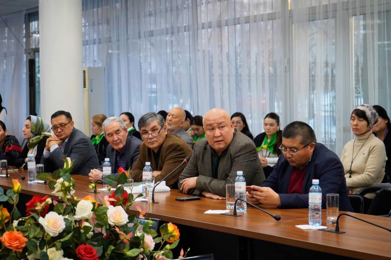 رونمایی از کتاب «قزاقهای ایران» در کتابخانه ملی قزاقستان