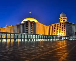 نیم نگاهی به اندونزی