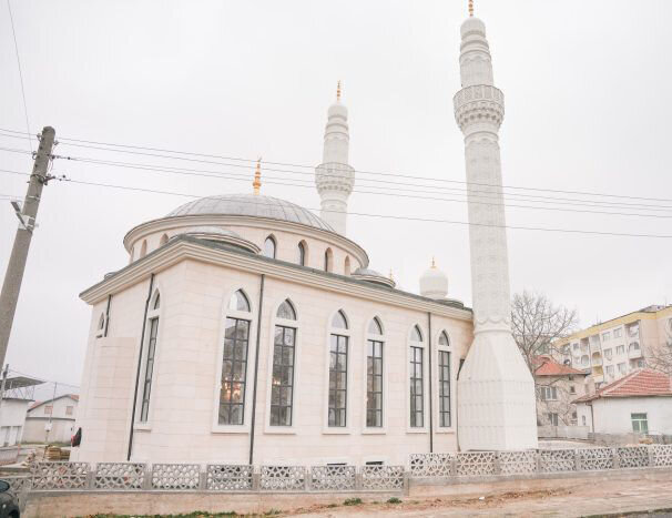 «مومچیلگراد» بلغارستان ماه رمضان را با افتتاح مسجد جدید برای ۵۰۰ نمازگزار جشن می گیرد.