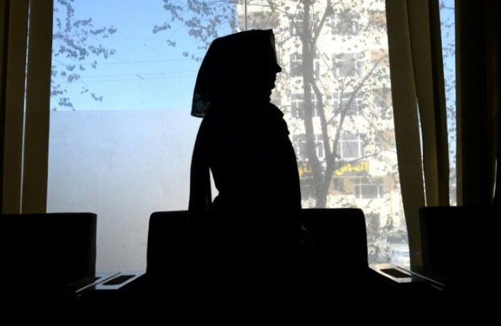 پس از منعشدن زنان از کار، تسلیم نشدم  پس از منعشدن زنان از کار، تسلیم نشدم
