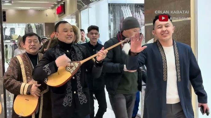 آداب و رسوم رمضان، عید فطر و شعرخوانی "یارمضان" قزاق ها