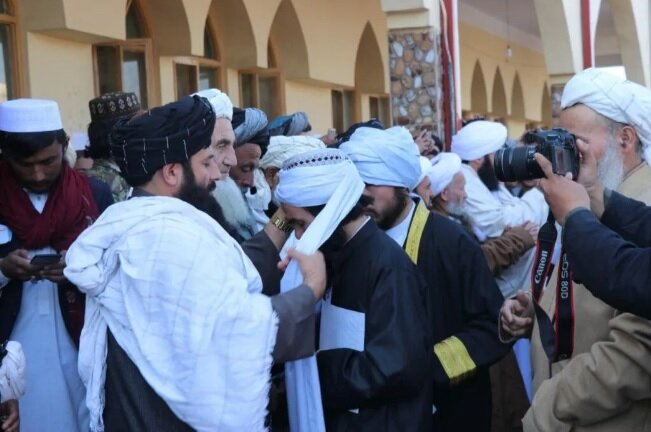 دستار و لباس؛ در فرهنگ اسلامی و افغانی؛ برای ما  قابل افتخار است