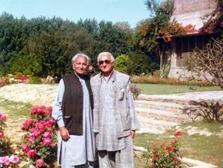 خان عبدالغنی خان(سیاستدان، فیلسوف، شاعر، متفکر و مجسمه ساز)