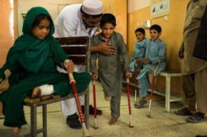 میراث دهه‌ها جنگ در افغانستان؛ مین‌ها و موادمنفجره‌ی زندگی‌سوز و مردم کش