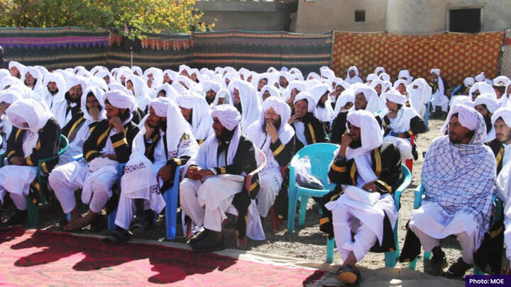 مدرسه دینی  و دانشگاه در افغانستان مدرسه دینی  و دانشگاه در افغانستان