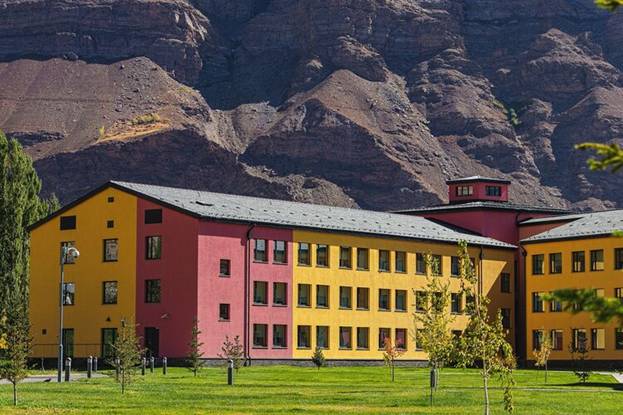 ده دانشگاه برتر قرقیزستان بر اساس انتخاب شرکت کنندگان در آزمون سراسری