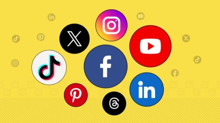 افغانستان دیجیتال: فضای عمومی ارتباطی و رسانهای افغانستان
روایتگران تازه، فضاهای تازه، چالشهای تازه
 افغانستان دیجیتال: فضای عمومی ارتباطی و رسانهای افغانستان
روایتگران تازه، فضاهای تازه، چالشهای تازه