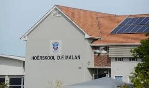 مطالعهای تطبیقی درباره احیای میراث فرهنگی در ایران و آفریقای جنوبی  مطالعهای تطبیقی درباره احیای میراث فرهنگی در ایران و آفریقای جنوبی