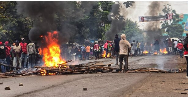 اعتراضات "نسل ضد " در کنیا با مقابله سخت  دولت و نظامیان این کشور  مواجه شد  اعتراضات "نسل ضد " در کنیا با مقابله سخت  دولت و نظامیان این کشور  مواجه شد