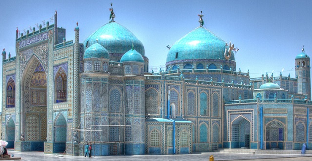 مسجد کبود مزار شریف
مسجد آبی جایگاه مقدس مردم افغانستان

