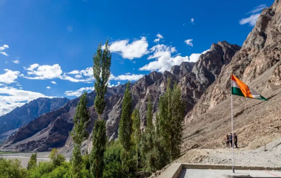 توافقی که پایهگذار دوستی چین و پاکستان شد