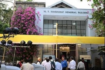 موزه فِرَمجی دادابوی آلپایوالا میراث زرتشتیان در قلب بمبئی
Framji Dadabhoy Alpaiwalla Museum