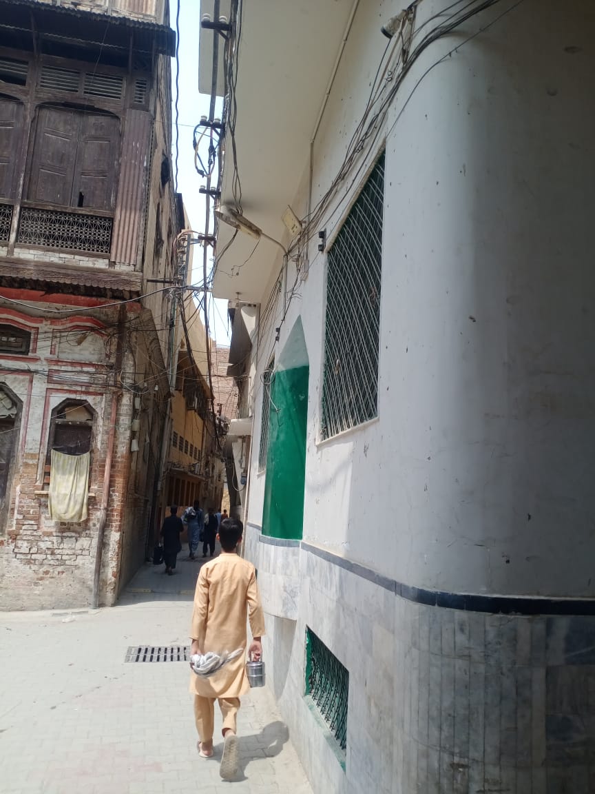 مسجد اثنا عشری، محله مرویها، پیشاور