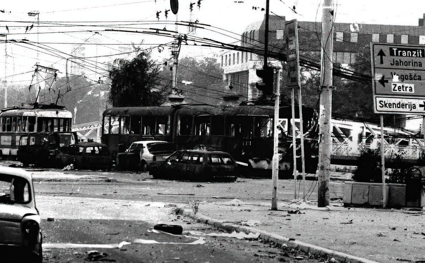تهاجم و نسل کشی در بوسنی و هرزگوین 1995-1992