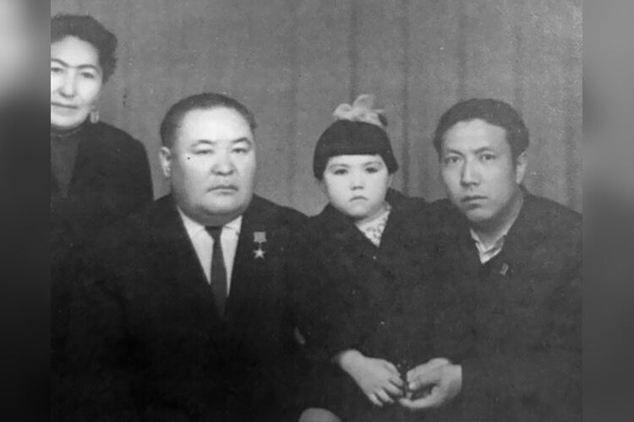 عبدالقادر آرازبیکوف؛ کارگری که ۱۲ سال کشور را اداره کرد