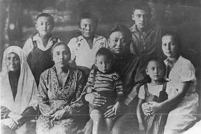 یوسف عبدرحمانوف، نخستین رئیس دولت جمهوری خودمختار سوسیالیستی قرقیزستان