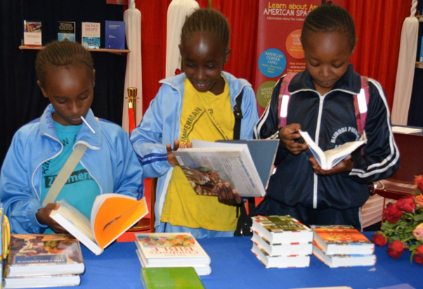 آیا رونق کتب صوتی و دیجیتالی در کنیا موجب ارتقای باسوادی شده است ؟