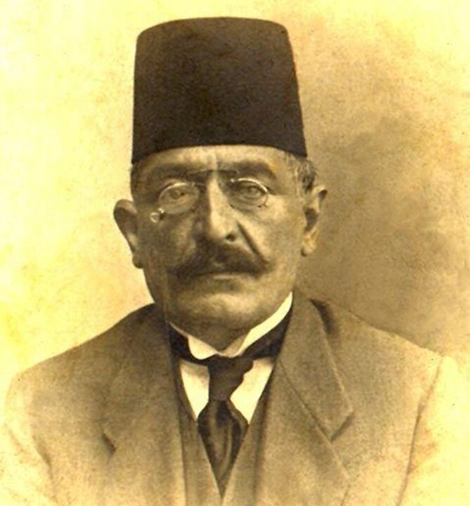احمد بیگ آغا اوغلو، بنیان‌گذار اندیشه ملی و ترک‌گرایی مدرن در آذربایجان(۱۸۶۹–۱۹۳۹)