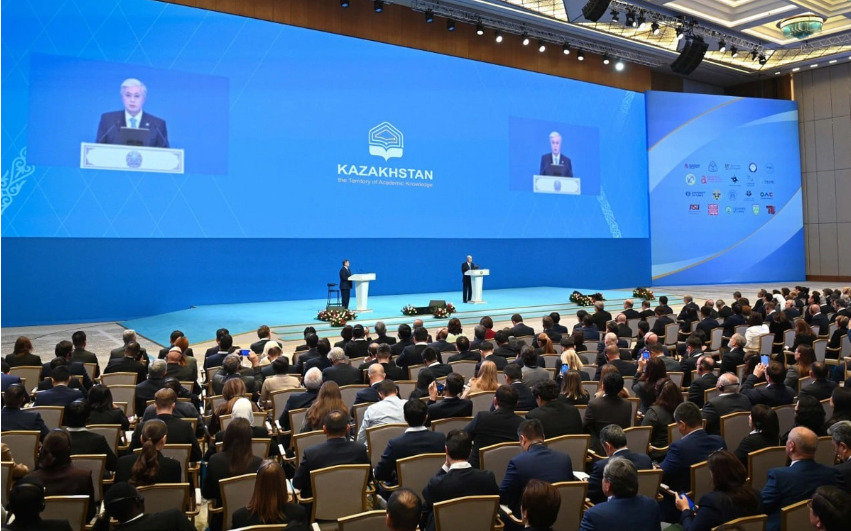 ادغام هوش مصنوعی در تمام بخشها و آموزش نیم میلیون دانشجو