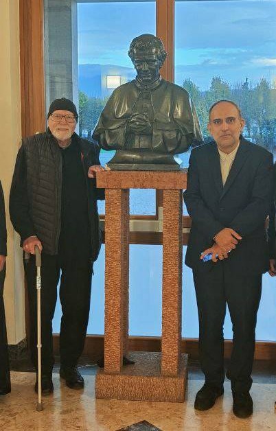 سالیزین ها چگونه مسیحیت را به میان زندگی می برند؟