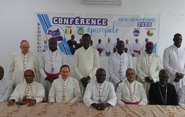 اسقف اعظم سنگال« آندره گی» خواستار ایجاد کلیسای شورایی مستقل و متعهد به عدالت، صلح و خیر عمومی شد