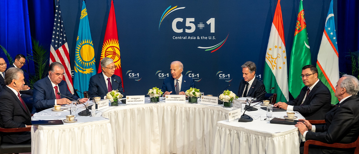 نشست بوسان: اهمیت گفت‌وگوی ایالات متحده و چین برای قزاقستان، 
آسیای مرکزی و سیاست جهانی
