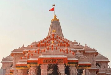 نگرانی پاکستان از برافراشته شدن پرچم بر معبد رام در هند