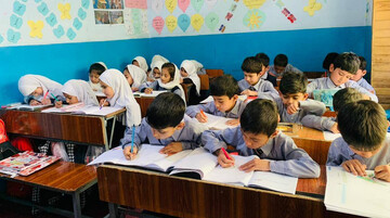 مدارسی که فقط به اسم مدرسه هستند
بحران آموزش از زبان یک آموزگار