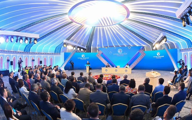 احیای دموکراسی استپی؛ نقش کورولتای در معماری سیاسی قزاقستان نوین