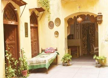 نگاهی به زندگی و آثار خاندان فقیر لاهوری