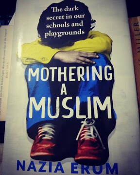 بزرگ کردن یک کودک مسلمان