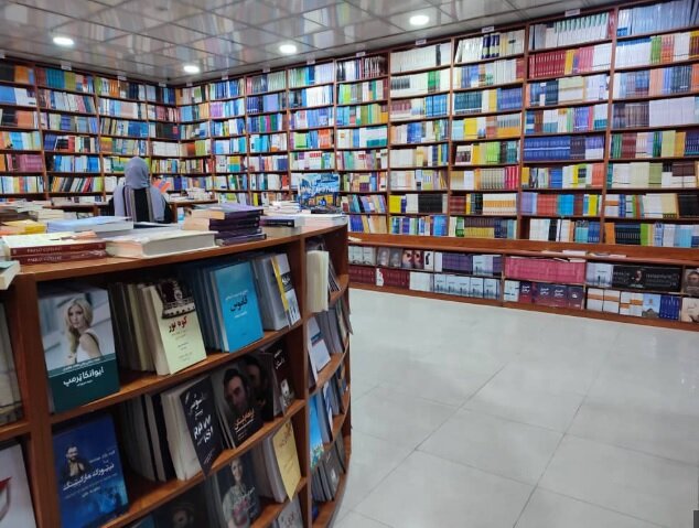 مرگ تدریجی کتاب‌خوانی در کابل زیر سایه فقر و محدودیت
